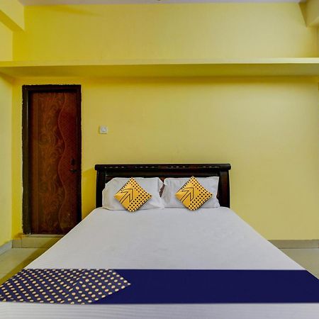 Spot On Sankalp Residency Hotel Haiderabad Buitenkant foto