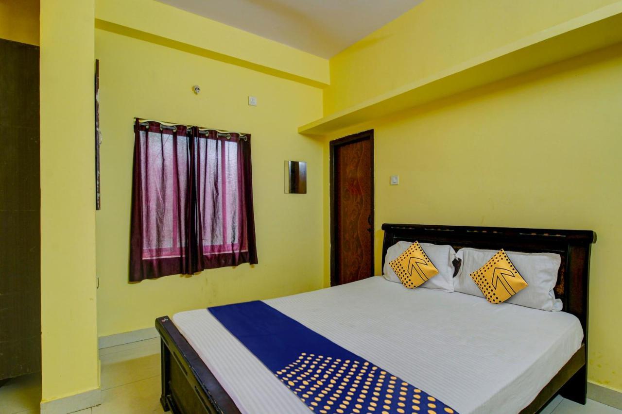Spot On Sankalp Residency Hotel Haiderabad Buitenkant foto