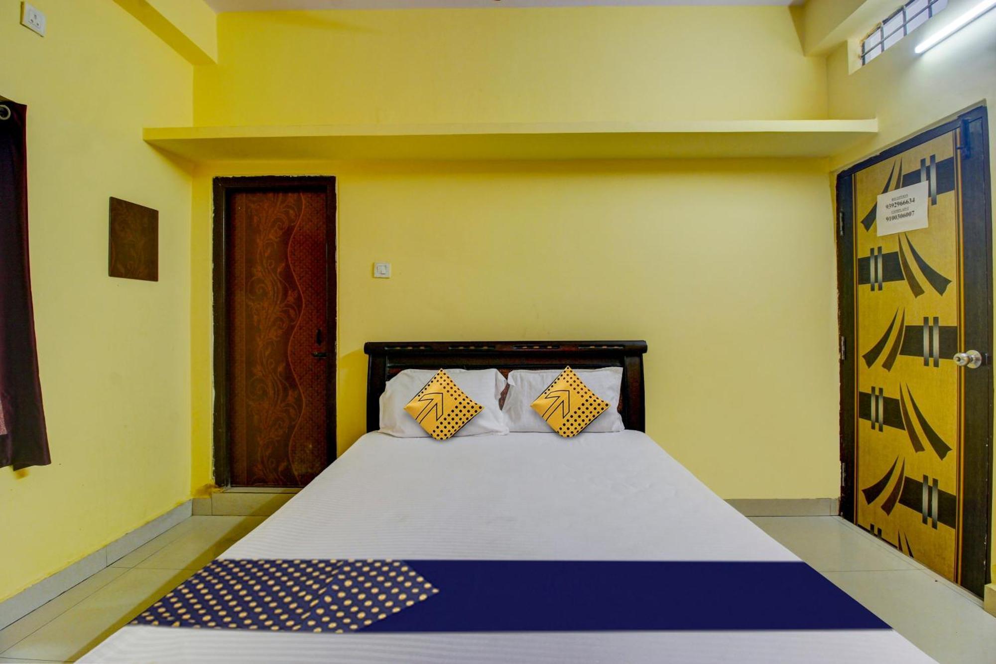 Spot On Sankalp Residency Hotel Haiderabad Buitenkant foto