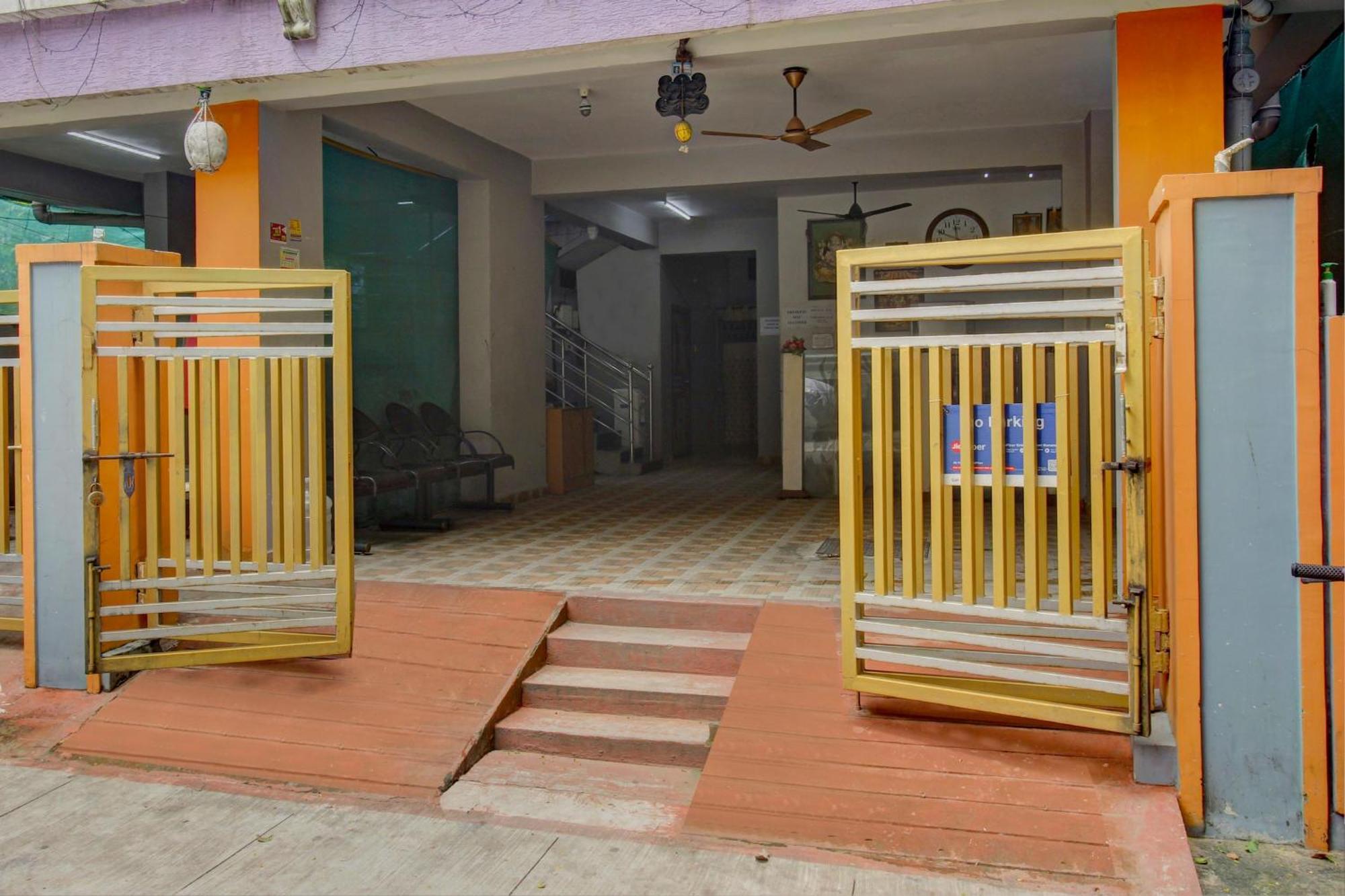 Spot On Sankalp Residency Hotel Haiderabad Buitenkant foto