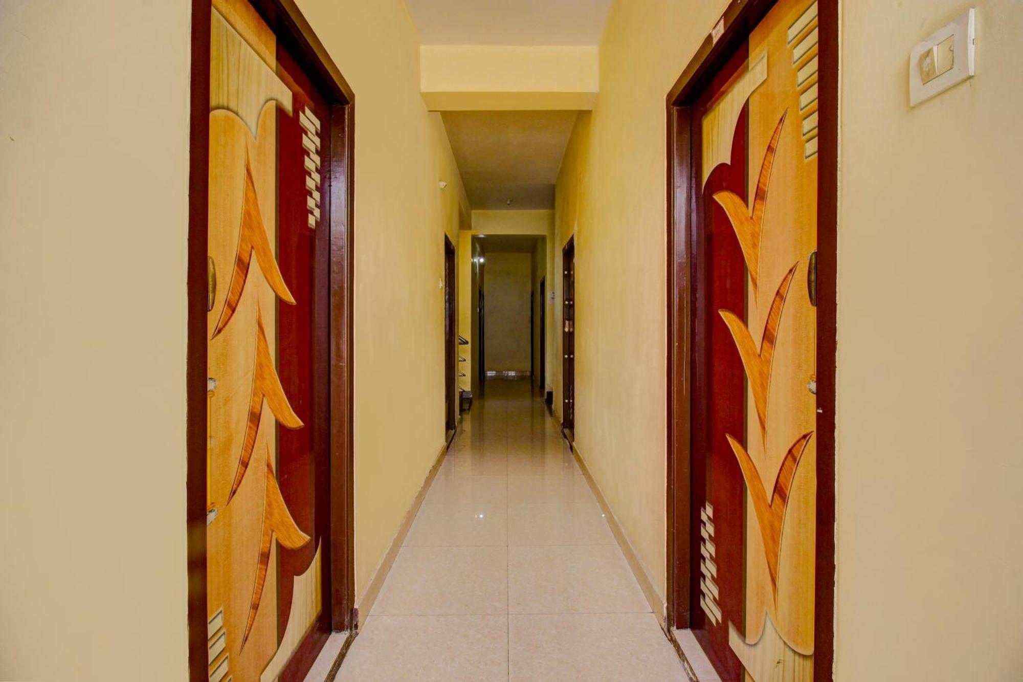 Spot On Sankalp Residency Hotel Haiderabad Buitenkant foto